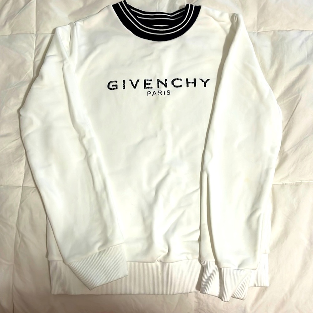 Used Givenchy boys cotton white sweatshirt